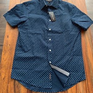 New Michael Kors Men’s Small Button Down S…